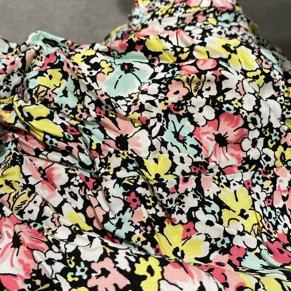 Brand new skirt with tags super high-rise, XL, flowered skirt, elastic waist